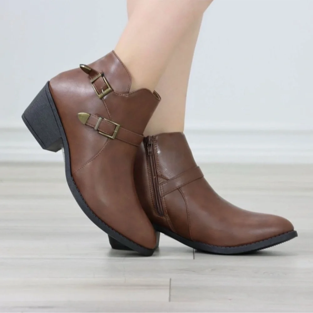 Women’s Ankle Tan Boots